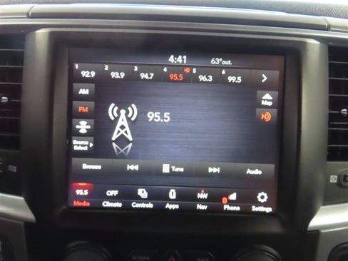 Used 2023 RAM 1500 Classic SLT w/ Trailer & Traction Group AWD/4WD image 19