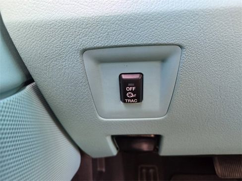 Used 2002 Ford Thunderbird image 21