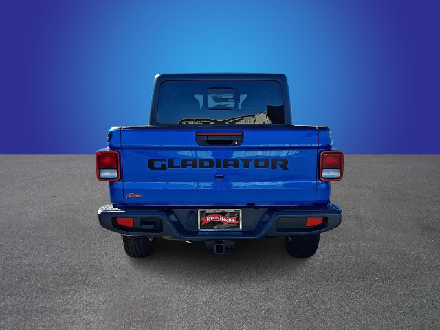 Used 2023 Jeep Gladiator Sport AWD/4WD image 5