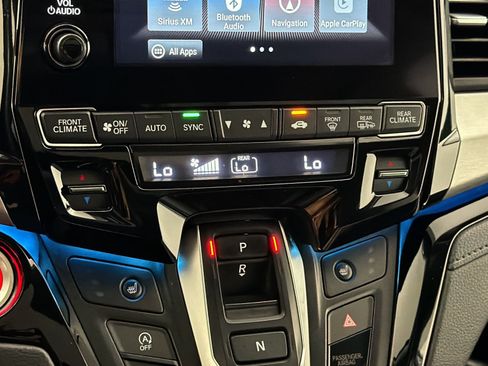Used 2022 Honda Odyssey Touring image 20