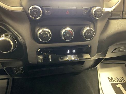 Used 2024 RAM 2500 Big Horn w/ Bed Utility Group image 22