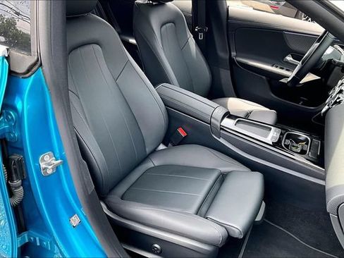 Used 2025 Mercedes-Benz CLA 250 image 30