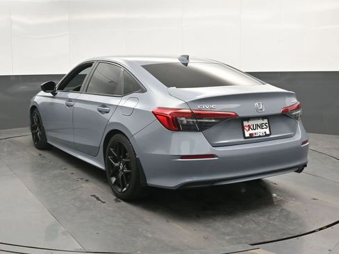 Used 2024 Honda Civic Sport image 10