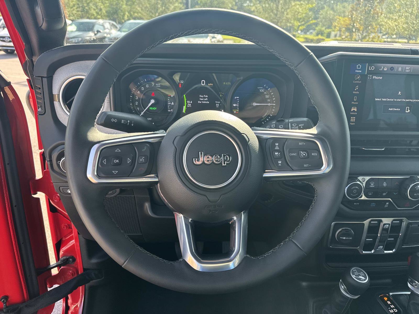 Used 2025 Jeep Wrangler Unlimited Sahara w/ Safety Group AWD/4WD image 26