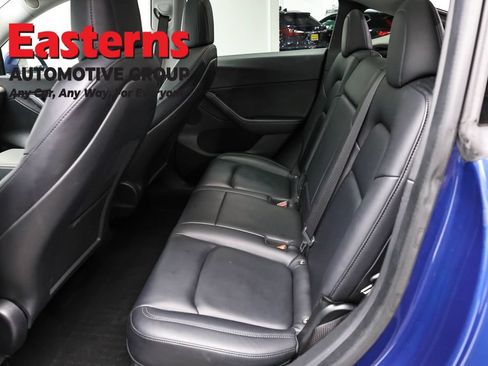 Used 2021 Tesla Model Y 2WD image 16