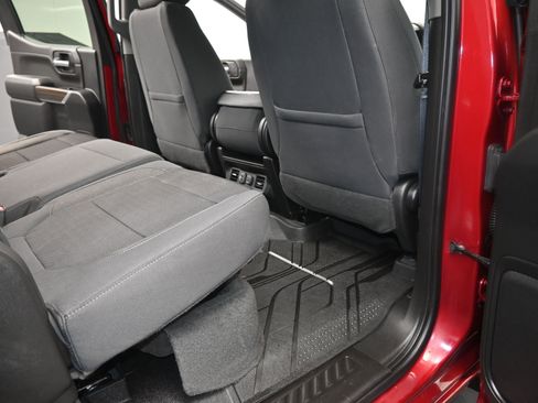 Used 2019 Chevrolet Silverado 1500 RST image 26