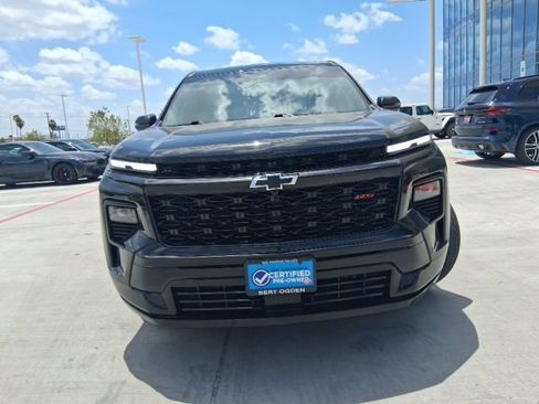 Used 2025 Chevrolet Traverse RS w/ LPO, Floor Liner Package FWD image 2