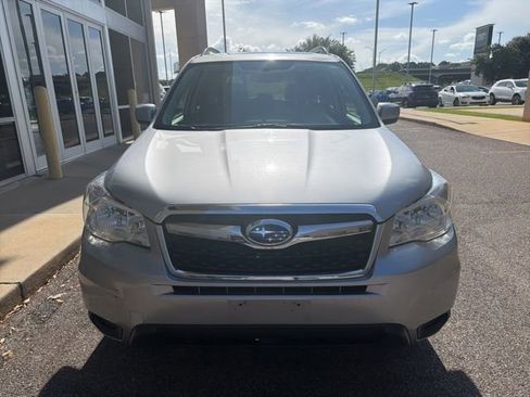 Used 2016 Subaru Forester 2.5i Premium w/ Popular Package #1 AWD/4WD image 2