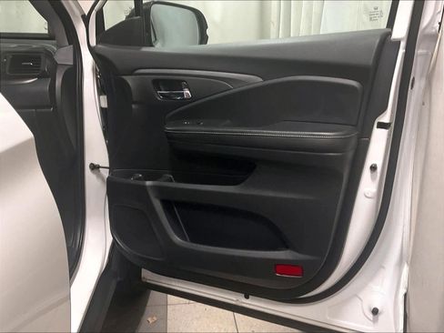 Used 2023 Honda Ridgeline RTL image 12