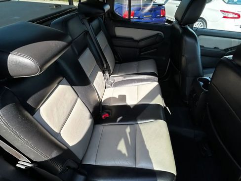 Used 2007 Ford Explorer Sport Trac Limited AWD/4WD image 11
