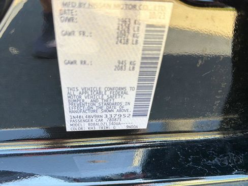 Used 2024 Nissan Altima 2.5 S FWD image 40