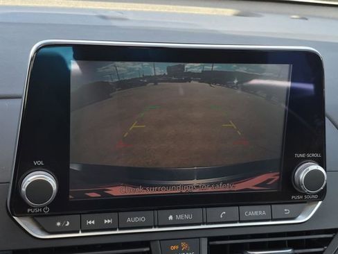 Used 2022 Nissan Altima 2.5 SV image 35