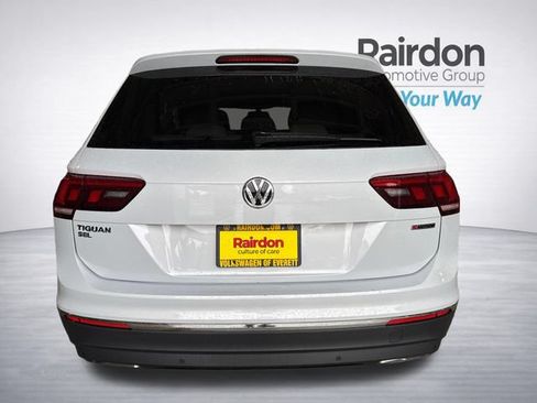 Used 2019 Volkswagen Tiguan SEL w/ 3rd Row Seat Package AWD/4WD image 6