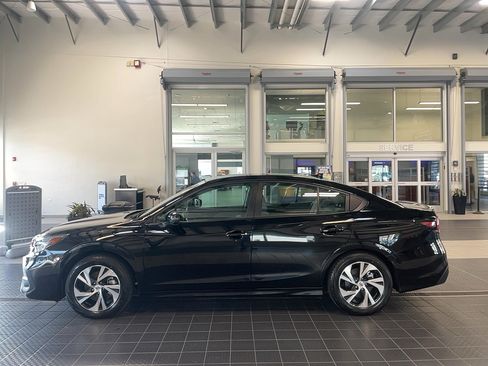 Used 2025 Subaru Legacy Premium image 3
