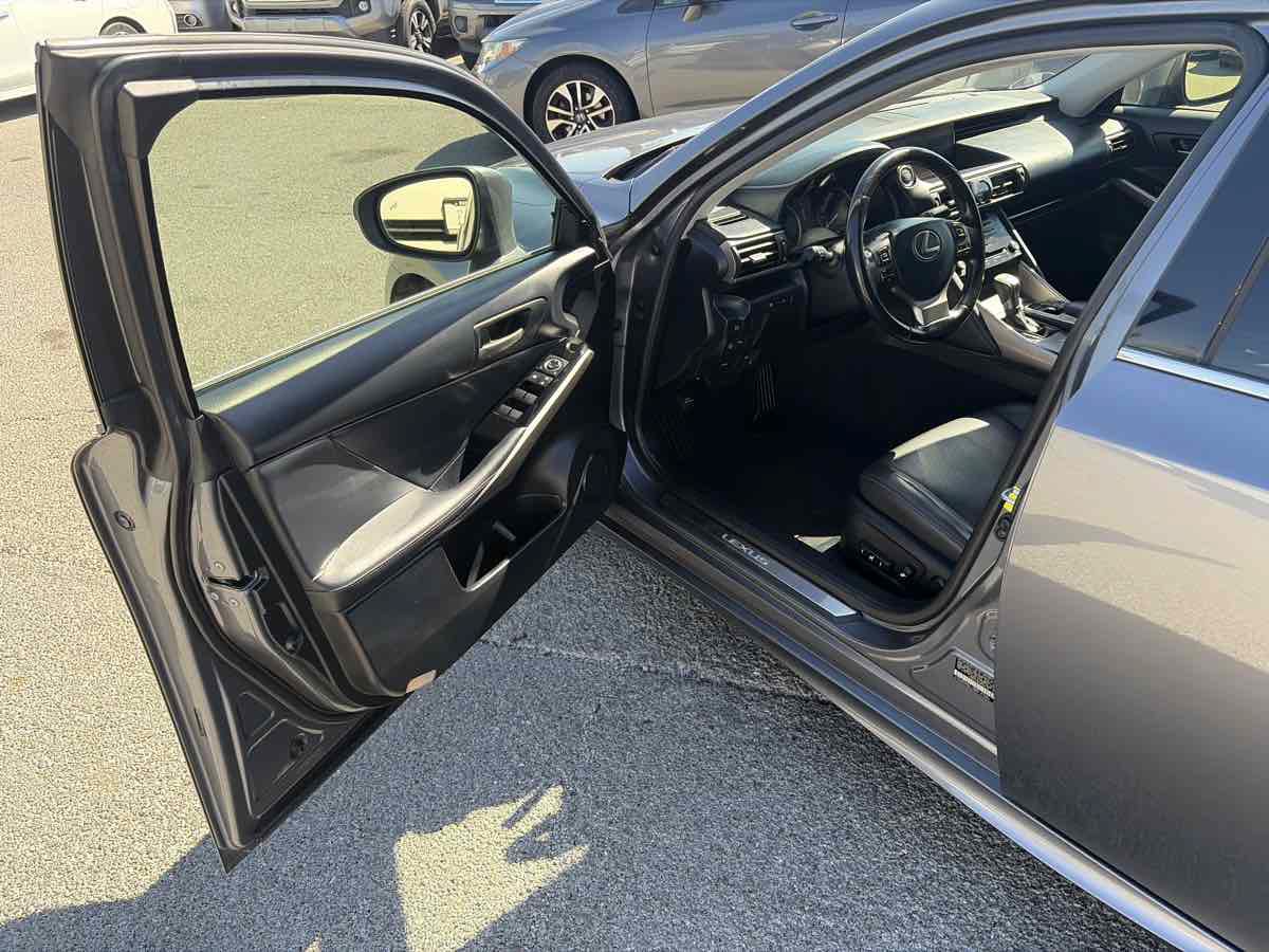 Used 2017 Lexus IS 200t w/ Navigation System Package RWD image 6
