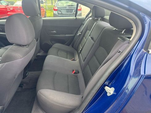 Used 2012 Chevrolet Cruze LT w/ RS Package FWD image 11