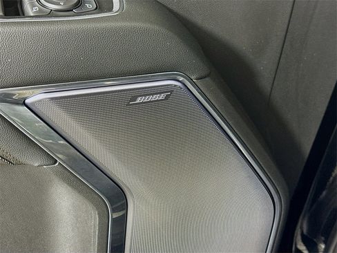 Used 2025 Chevrolet Silverado 1500 High Country w/ Technology Package image 13