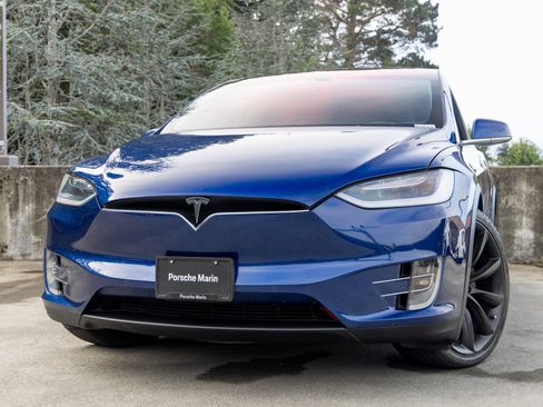 Used 2016 Tesla Model X 70D image 7