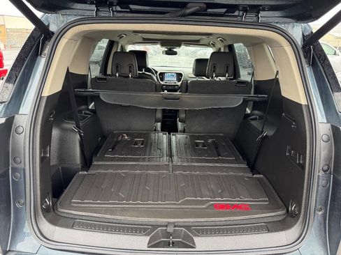Used 2019 GMC Acadia Denali w/ Technology Package image 4