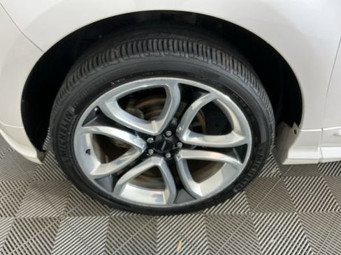 Used 2012 Ford Edge Sport w/ Driver Entry Pkg AWD/4WD image 32