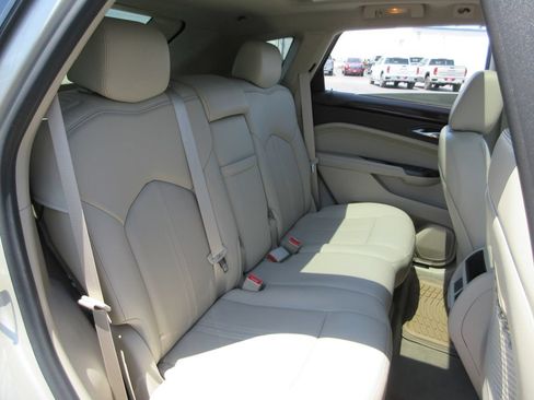 Used 2014 Cadillac SRX Luxury w/ Driver Awareness Package FWD image 23
