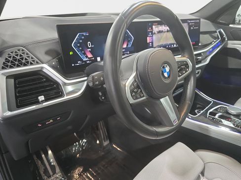 Certified 2024 BMW X5 xDrive40i w/ M Sport Package AWD/4WD image 22