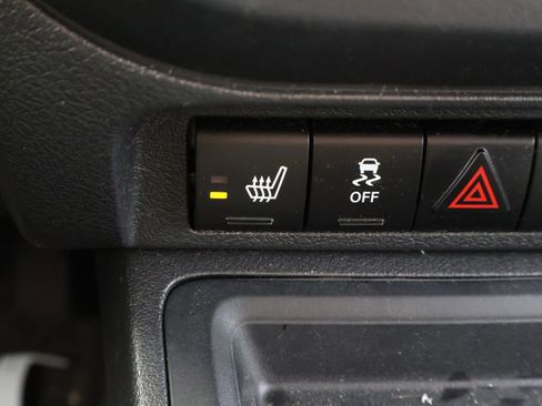 Used 2017 Jeep Patriot High Altitude image 24