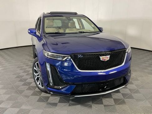 Used 2024 Cadillac XT6 Sport w/ Platinum Package image 8