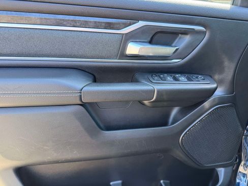 Used 2022 RAM 1500 Big Horn AWD/4WD image 16