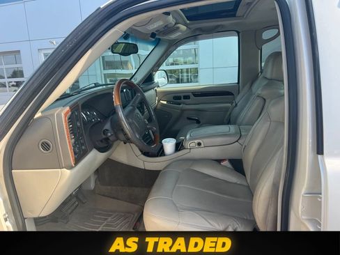 Used 2002 Cadillac Escalade EXT AWD/4WD image 4