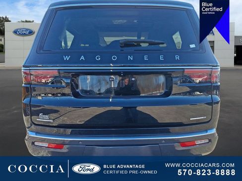 Used 2022 Jeep Wagoneer Series III w/ Premium Group I image 5