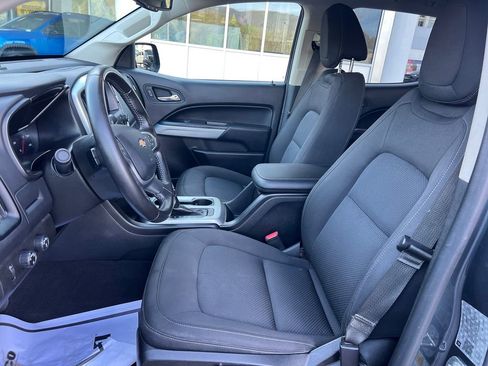 Used 2020 Chevrolet Colorado LT AWD/4WD image 14