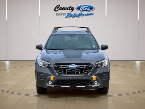 Used 2022 Subaru Outback Wilderness w/ Wilderness Package AWD/4WD image 12