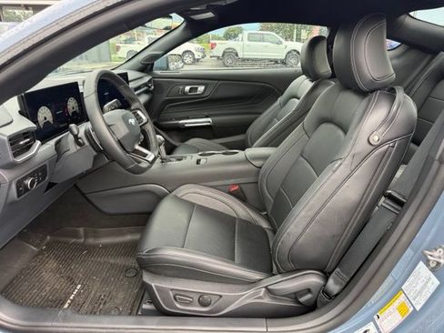 Used 2026 Ford Mustang GT Premium RWD image 15