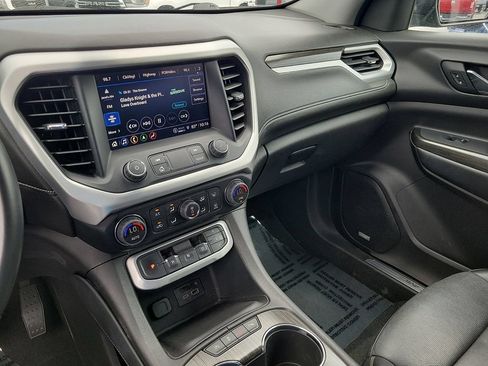 Used 2023 GMC Acadia SLT AWD/4WD image 20