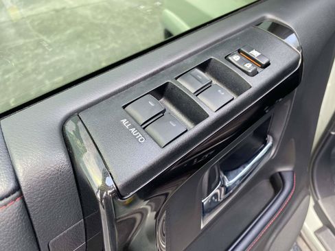 Used 2023 Toyota 4Runner TRD Off-Road Premium w/ Off Road Premium Plus Package AWD/4WD image 19