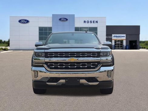 Used 2018 Chevrolet Silverado 1500 LTZ w/ Sport Package AWD/4WD image 8