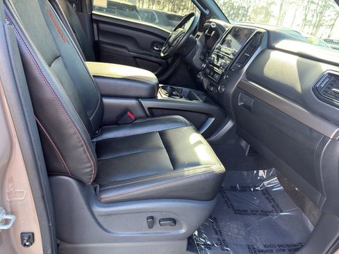 Used 2023 Nissan Titan PRO-4X w/ Pro-4x Convenience Package AWD/4WD image 22