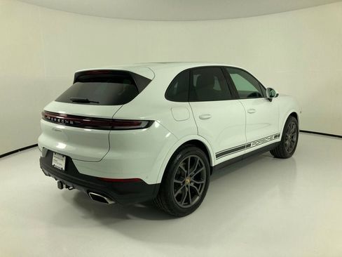 Certified 2024 Porsche Cayenne image 28