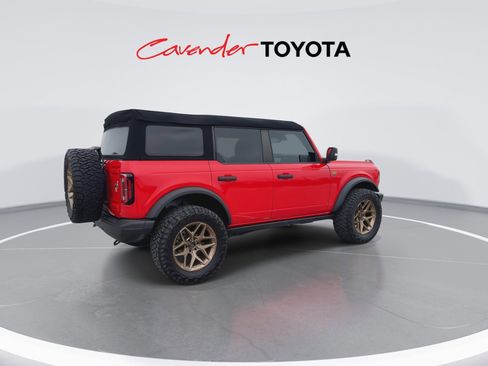 Used 2023 Ford Bronco Badlands image 8