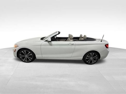 Used 2017 BMW 230i Convertible RWD image 2