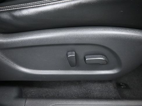 Used 2022 Nissan Murano SV FWD image 38