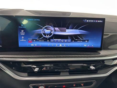 Used 2026 BMW X5 M60i w/ Climate Comfort Package image 18