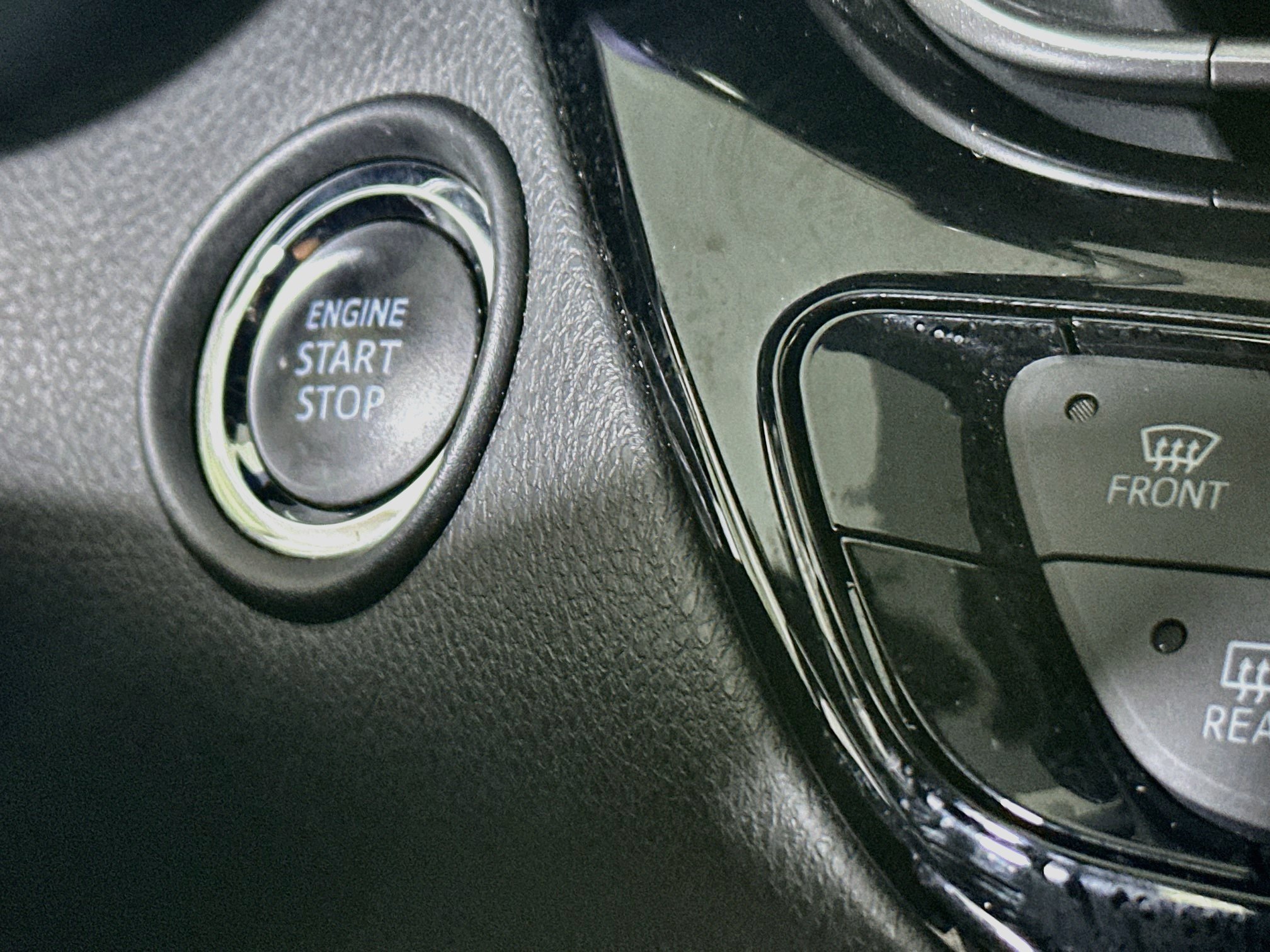 Used 2021 Toyota C-HR XLE FWD image 20