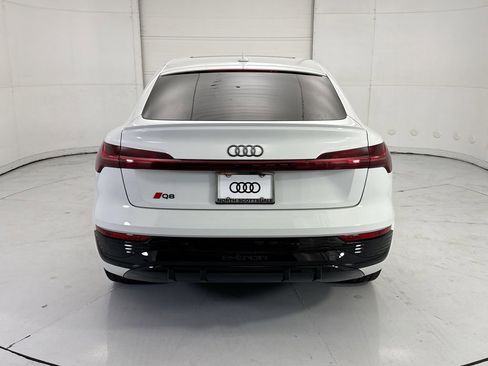 Certified 2024 Audi Q8 e-tron Prestige w/ Prestige Package AWD/4WD image 6
