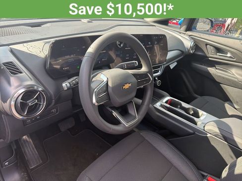 New 2026 Chevrolet Equinox EV LT image 6