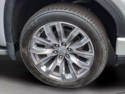 Used 2022 GMC Sierra 1500 Denali w/ Denali Reserve Package image 11