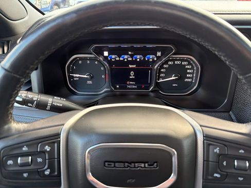 Used 2021 GMC Yukon Denali AWD/4WD image 30