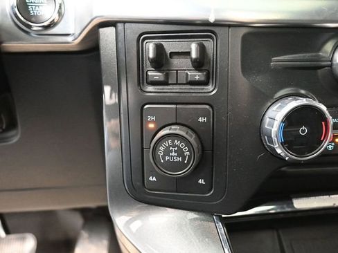 Used 2022 Ford F150 Lariat w/ Equipment Group 502A High image 27