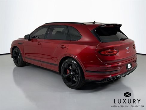 Used 2022 Bentley Bentayga image 8